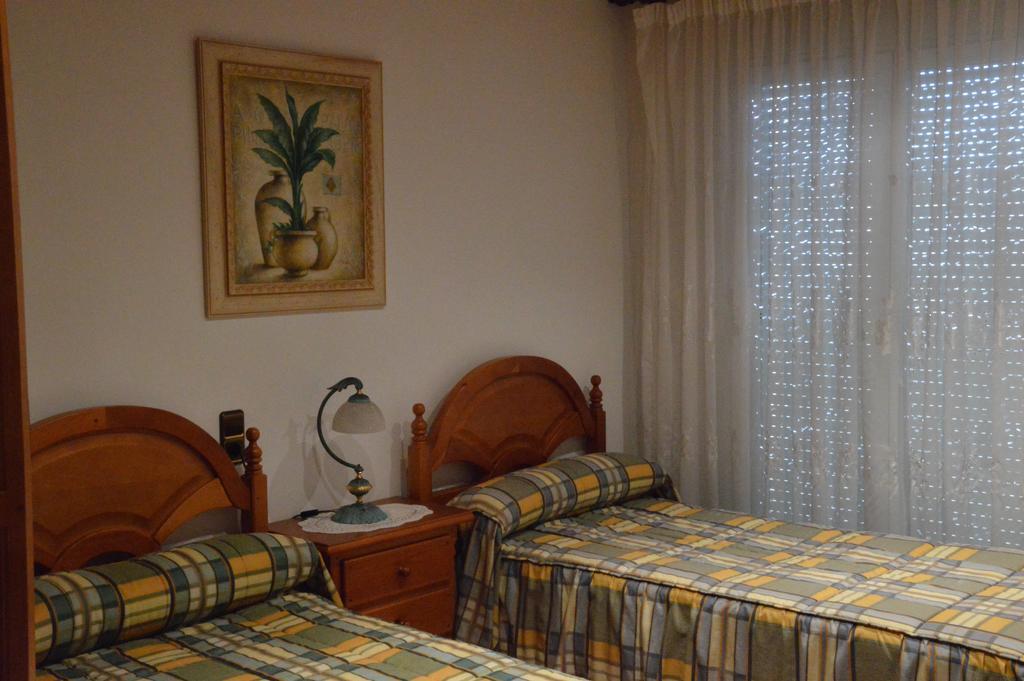 Casa Vitorianet Guest House Alcampel Екстериор снимка